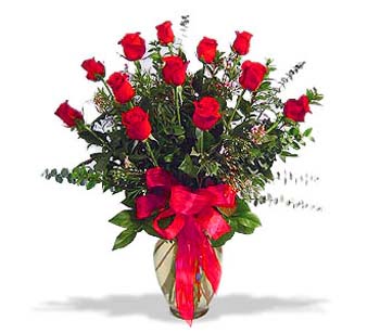 çiçek siparisi 11 adet kirmizi gül cam vazo  Amasya online çiçek gönderme sipariş 