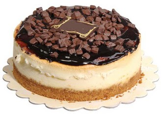 pasta yolla 4 ile 6 kisilik çikolatali yas pasta  Amasya online çiçek gönderme sipariş 
